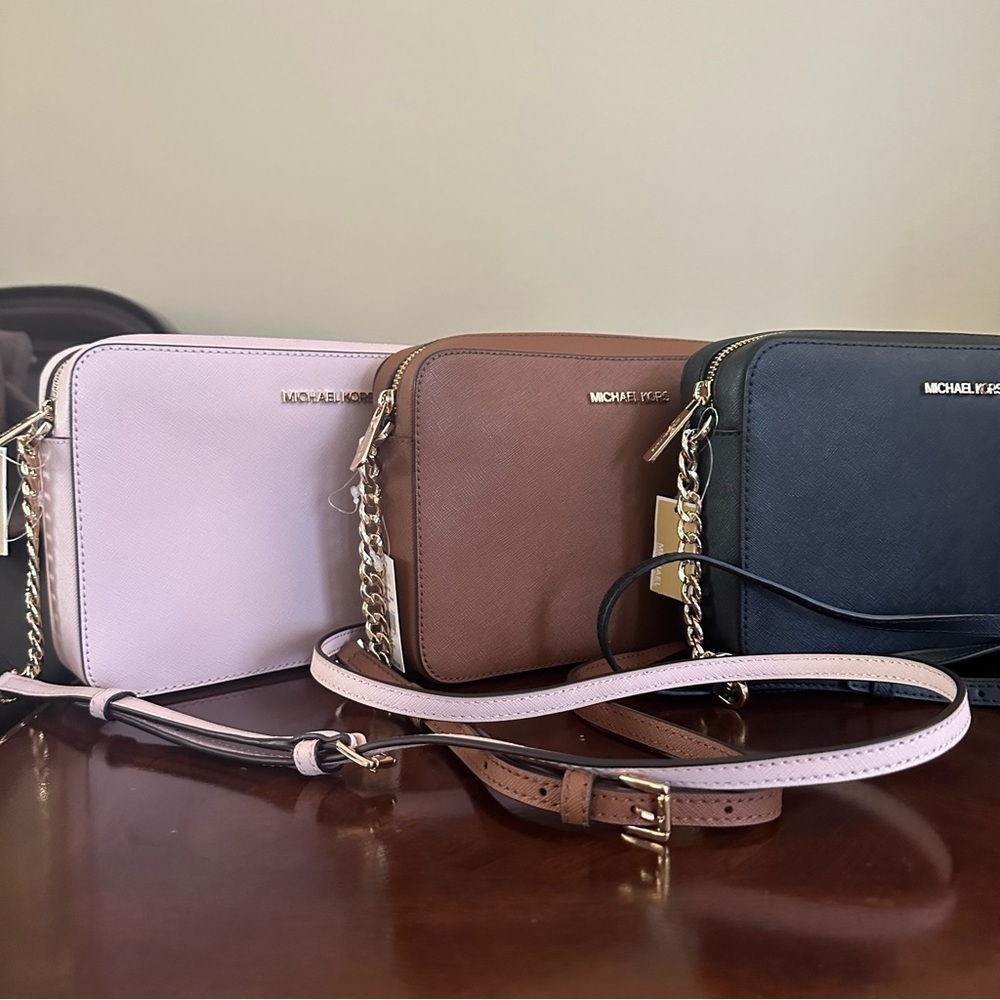 Michael Kors Jet Set Large East West Saffiano Leather Crossbody bag - Picture 3 of 15